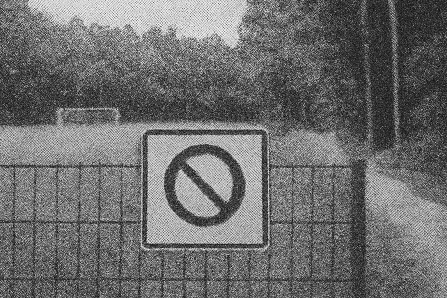 Maintal erweitert Sperrgebiet im Wachenbucher Wald nach neuen Kampfmitteln; Sportplatz Kewa bleibt außerhalb des Gebiets, Umleitungen ausgeschildert 🚧🗺️⚠️